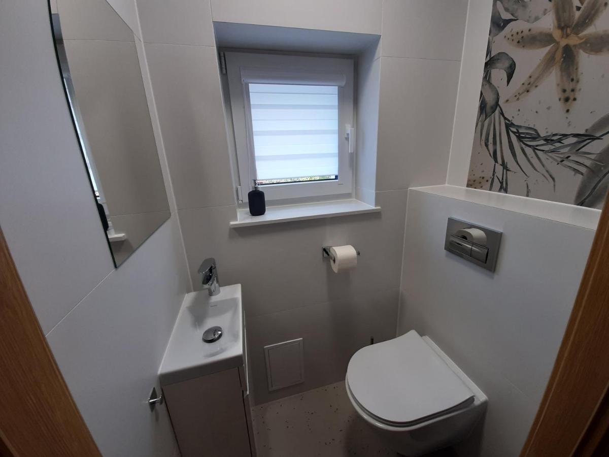 Willa Rosa-Apartamenty Z Prywatna Sauna Szklarska Poręba Exteriör bild